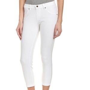 NWT HUE Essential Denim Capri - XS | Nordstrom